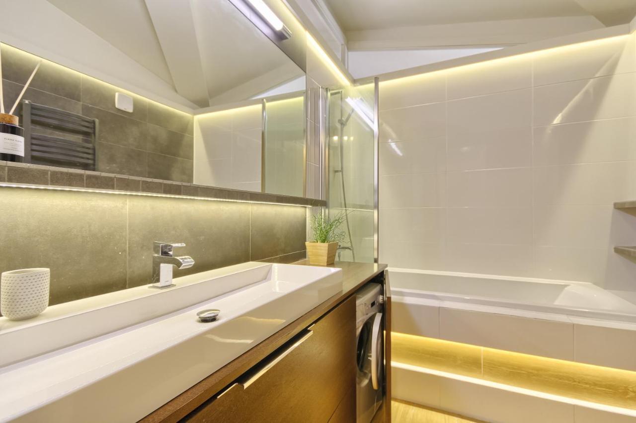 Apartamentai Aqua ドルスキニンカイ エクステリア 写真
